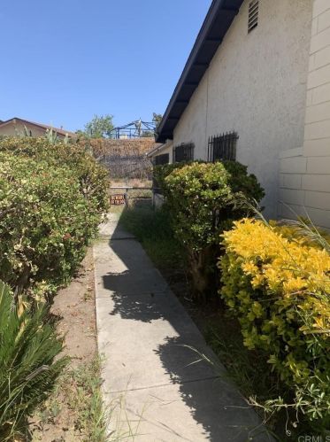 5275 Bonita Dr, San Diego CA  92114-6229 exterior