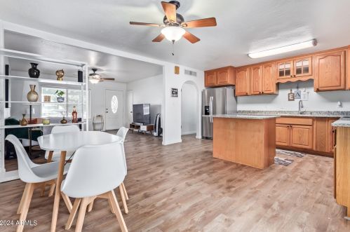 7106 77th Ave, Glendale, AZ 85303-2410
