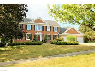 390 Brookpoint Cir, Wadsworth, OH 44281-8803