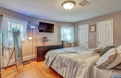 131 Bergen Ave, Ridgefield Park NJ  07660-1521 exterior