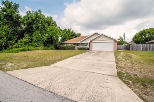 2151 Dumas Dr, Deltona, FL 32738-5006