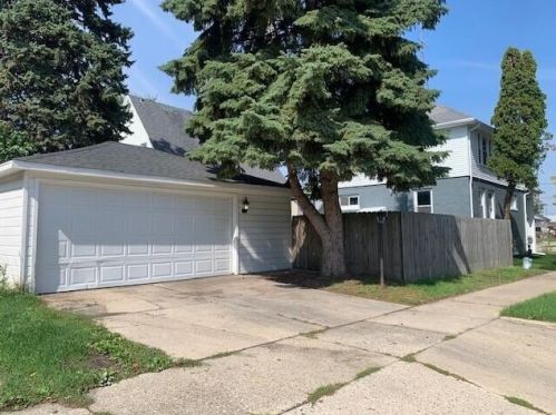 3103 Roosevelt Rd, Kenosha WI  53142-3930 exterior