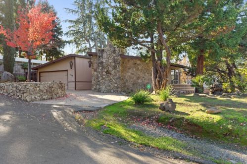 1622 Loma Verde Dr, Folsom CA  95762-3533 exterior