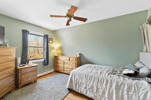 261 Whistle Town Rd, East Lyme CT  06333-1031 exterior