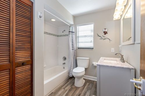 1019 Chippewa Trl, Daytona Beach FL 32117-3122 exterior