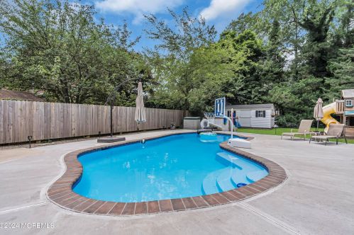 27 Brookwillow Ave, West Long Branch, NJ 07764-1819