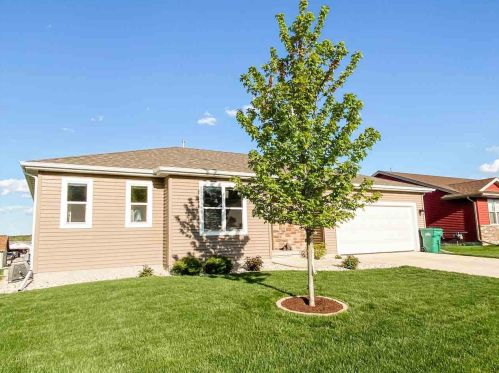 536 Falk Dr, Edgerton, WI 53534-2159