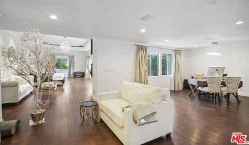 3511 Berry Dr, North Hollywood CA  91604-3862 exterior