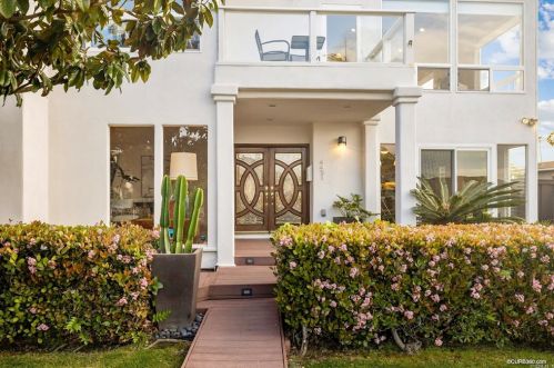 4451 Santa Monica Ave, San Diego, CA 92107-2903
