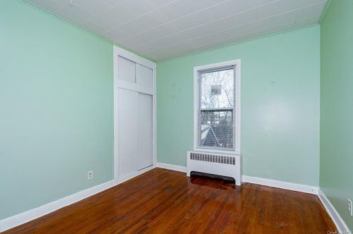 17 Fairmont Ave, Poughkeepsie NY 12603-2400 exterior