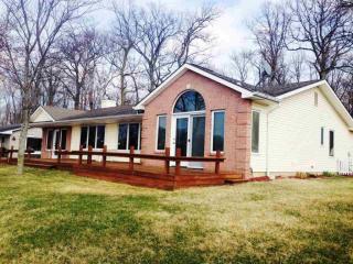 6600 1075, Adams Lake, IN 46795-9762