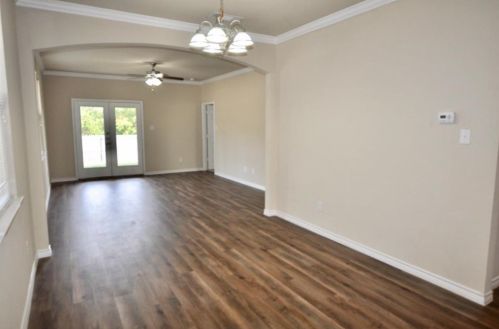 1125 Story Book Ln, Weatherford TX  76086-5394 exterior