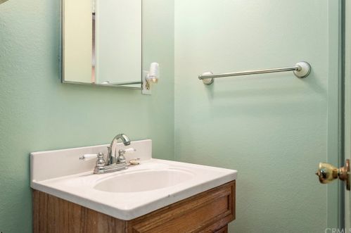 9833 Sharon Ave, Riverside CA  92503-3102 exterior