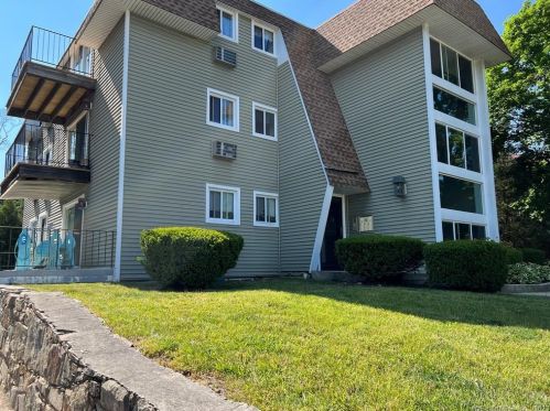 1166 Hope St, Stamford, CT 06907-1631