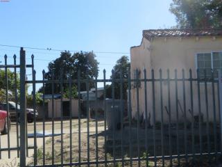 11000 Duncan Ave, Lynwood, CA 90262-3037