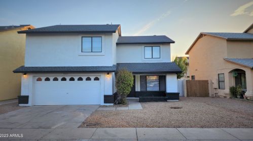 9924 Calle Encorvada, Phoenix, AZ 85037-5234