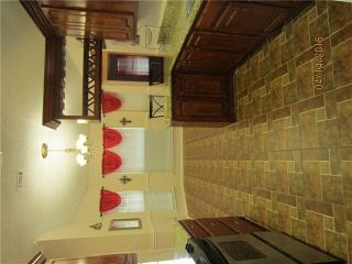 3310 Wuthering Cir, Grand Prairie TX  75052-6146 exterior