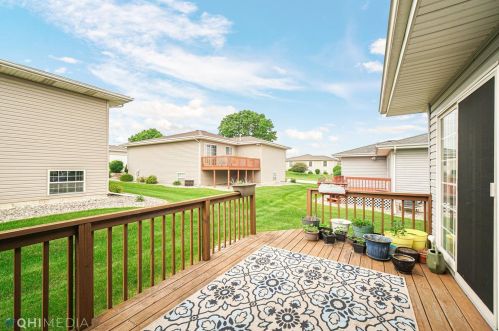 11625 Homestead Vlg Ct, Dyer IN 46373-9141 exterior