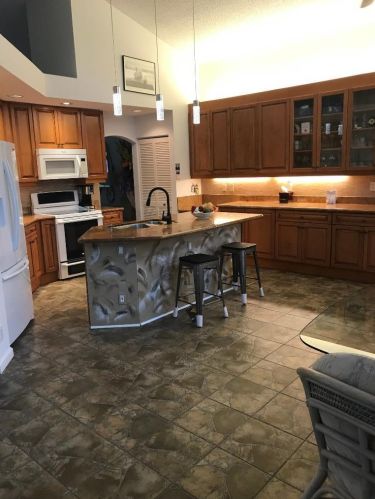 12780 Oak Knoll Dr, West Palm Beach, FL 33418-6982