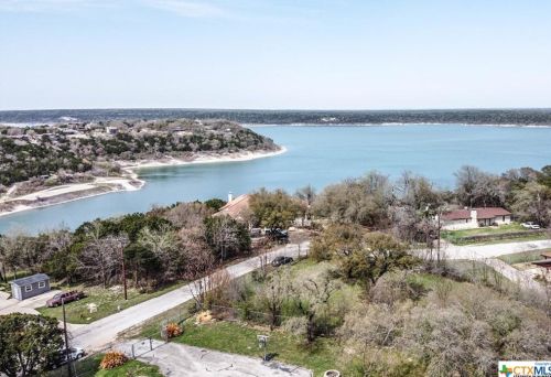 5388 Denmans Mountain Rd, Morgans Point, TX 76513-4771