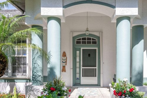 2045 27th Ave, Vero Beach FL  32960-3010 exterior