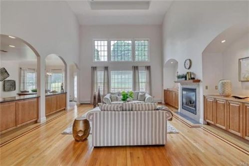 3 Knollcroft Ter, Warwick, NY 10990-2929