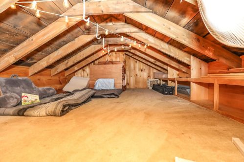 756 Bog Rd, Hillsboro NH  03244-4449 exterior