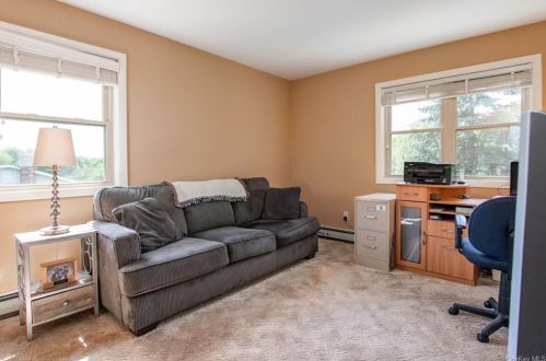 30 Scott Rd, Mahopac NY  10541-2761 exterior