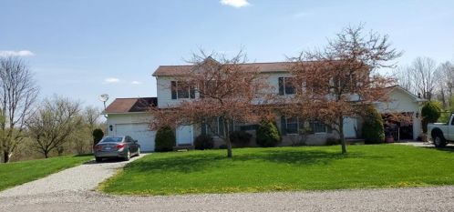 100 Arbor Dr, Latrobe, PA 15650-9352