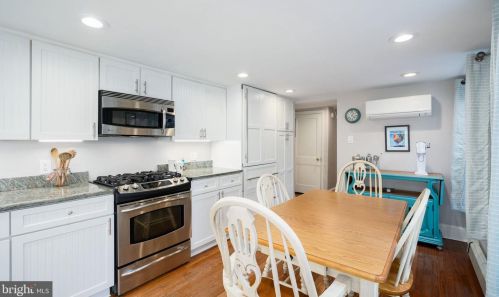 314 Iseminger St, Philadelphia PA  19107-5904 exterior