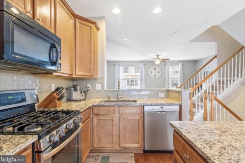 4115 Sophia Ln, Boothwyn PA  19061-2807 exterior