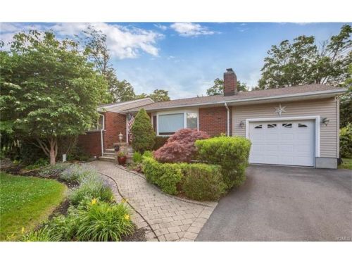 17 Rose Hill Park, Cornwall, NY 12518-1423