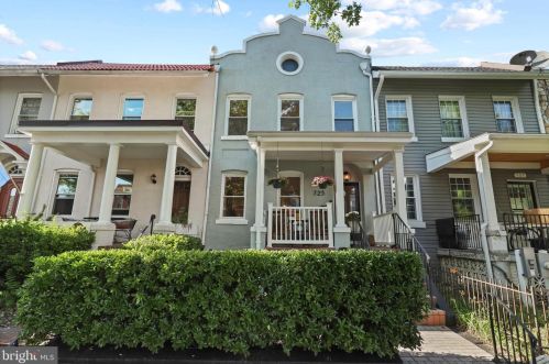 725 Shepherd St, Washington, DC 20011-7925
