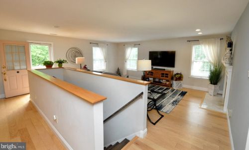 791 Westfield Dr, Riverton, NJ 08077-3362