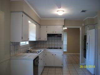 7703 Menlo Dr, Baton Rouge LA  70808-6753 exterior