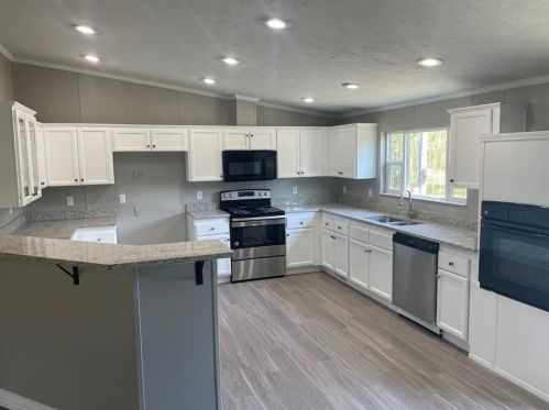 2501 Pecan Valley Ct, Cleburne, TX 76031-0178