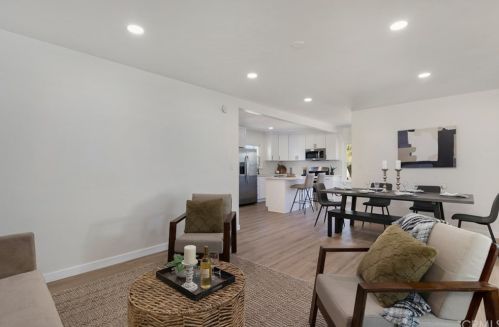 325 Cherry St, Brea CA  92821-6526 exterior