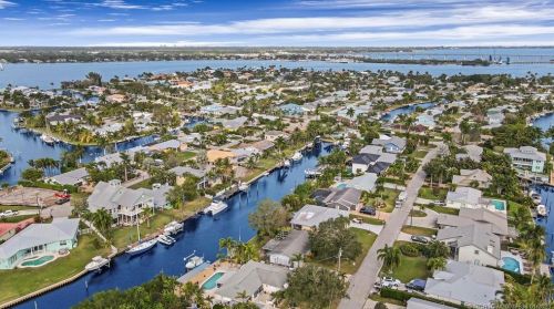 1633 Seagull Way, Palm City, FL 34990-1737