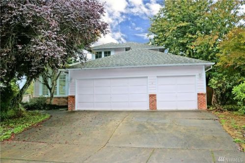 9807 153rd Street Ct, Puyallup, WA 98375-6532
