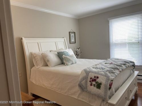 10 Dartmoor Rd, Bricktown NJ  08724-2057 exterior