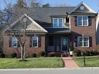 2971 Victoria Falls Dr, Burlington, NC 27215-9122