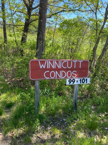 101 Winnicutt Rd, Stratham NH  03885-4429 exterior