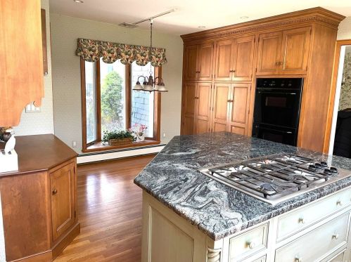 1640 Calves Nck Rd, Southold NY  11971-1217 exterior