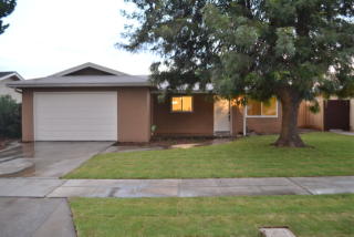 3759 Feland Ave, Fresno, CA 93722-4522
