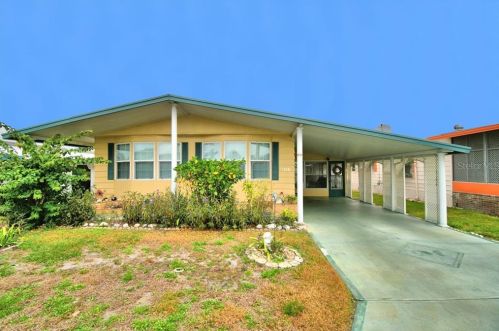 4421 Limewood St, Winter Haven, FL 33880-1614