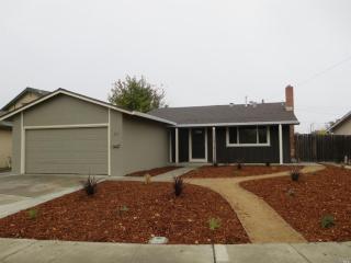 2065 Swan Pl, Fairfield, CA 94533-2337