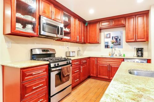 1207 Wilson Ave, Fullerton CA  92831-2137 exterior