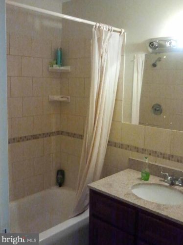 2111 Marvine St, Philadelphia PA  19122-1212 exterior