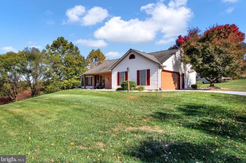 33 Stonewyck Hill Rd, Longlevel, PA 17368-9528