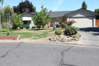 2707 Plath Ave, Yakima, WA 98902-5043